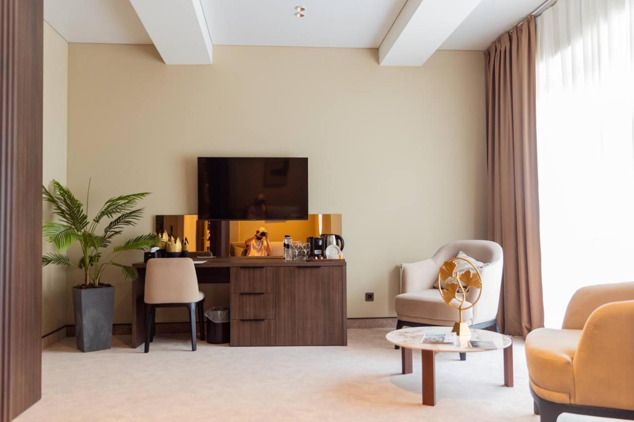 Park Hotel Bristol Uzhhorod Quarto foto